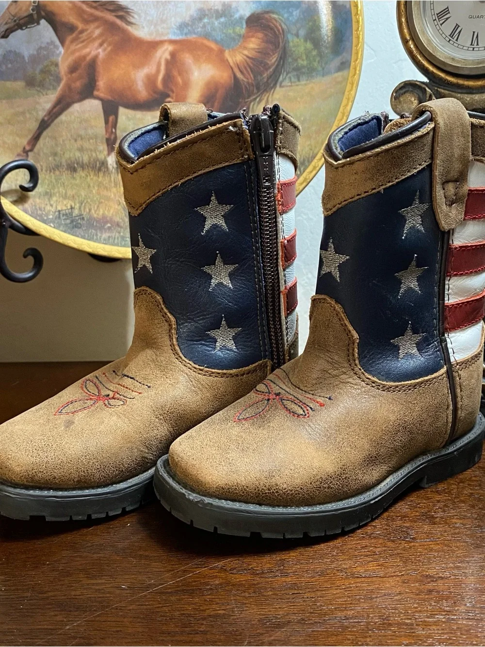 CODY JAMES TODDLER BOYS' USA FLAG WESTERN BOOTS - BROAD SQUARE TOE sz4 Medium